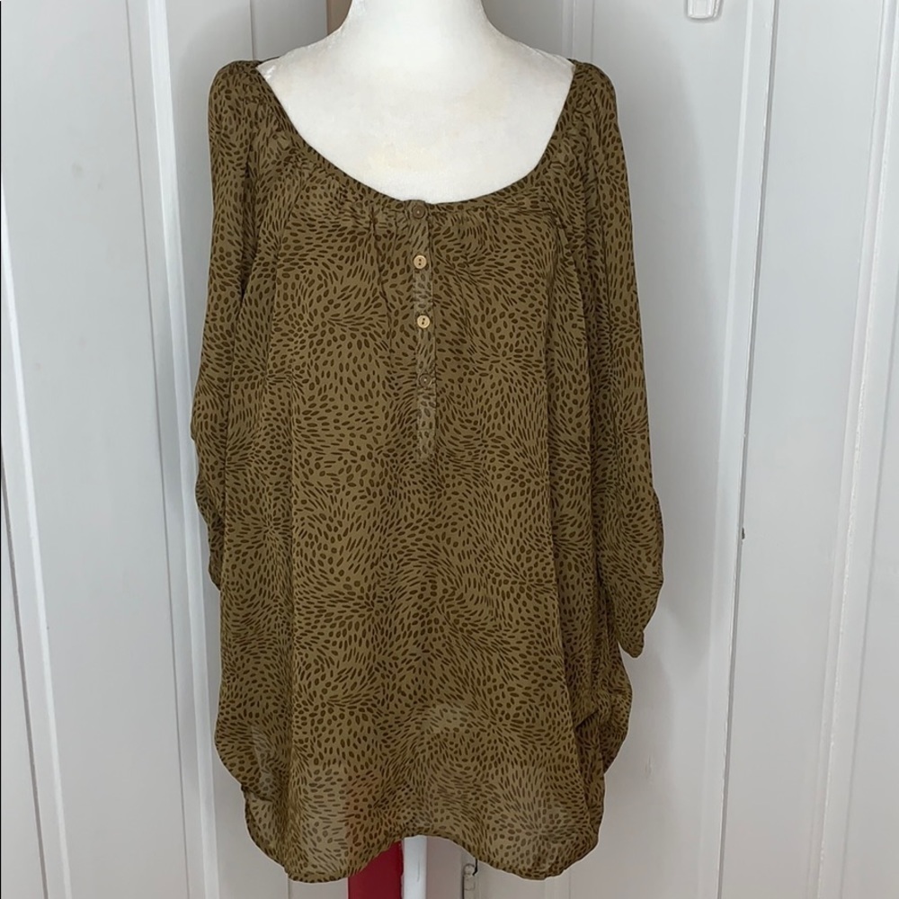 INVESTMENTS•BLOUSE - Picture 1 of 9